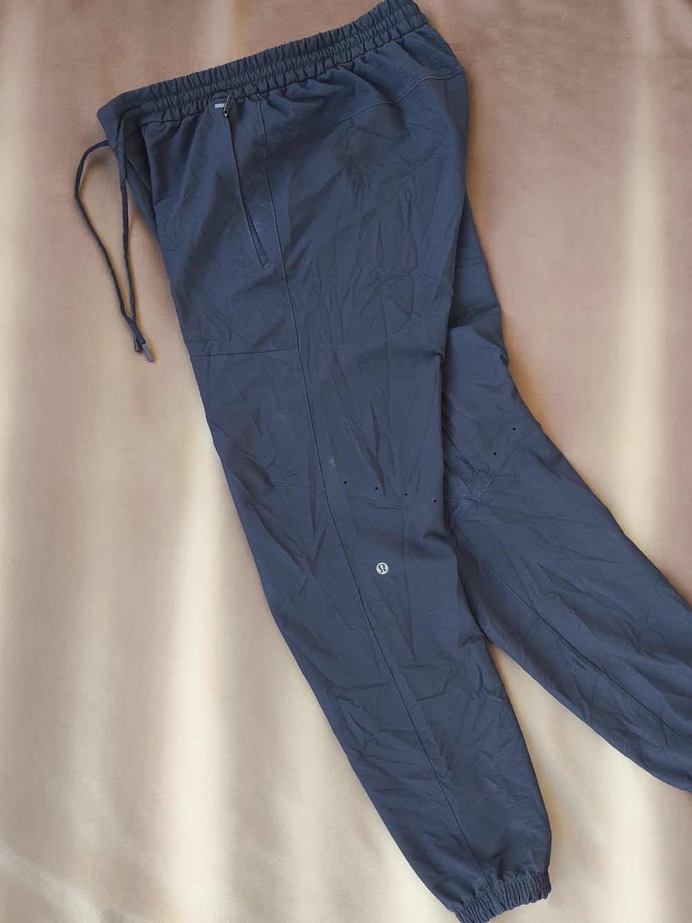 lululemon athletica License To Train Men's Dark Navy Performance Joggers Size M